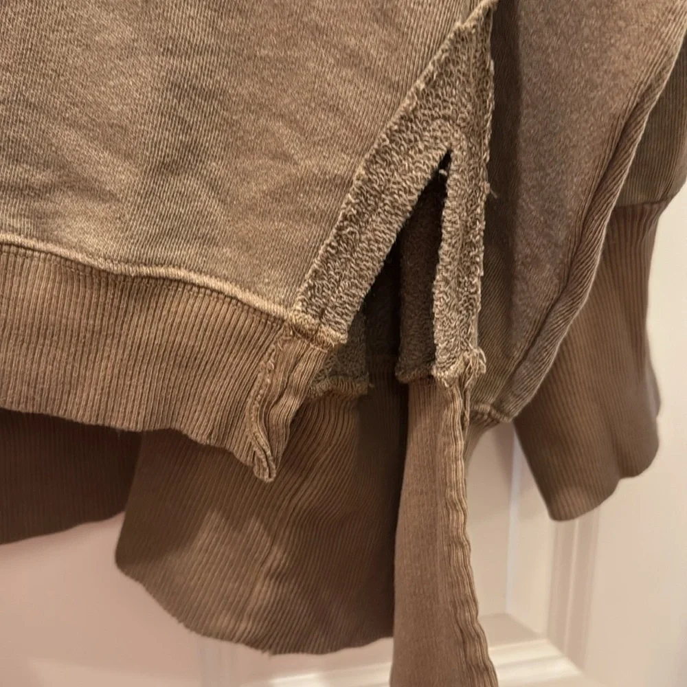 FREE PEOPLE WE THE FREE “TEXAS”CAMDEN SWEATSHIRT Brown NWOT sz M - Picture 7 of 9